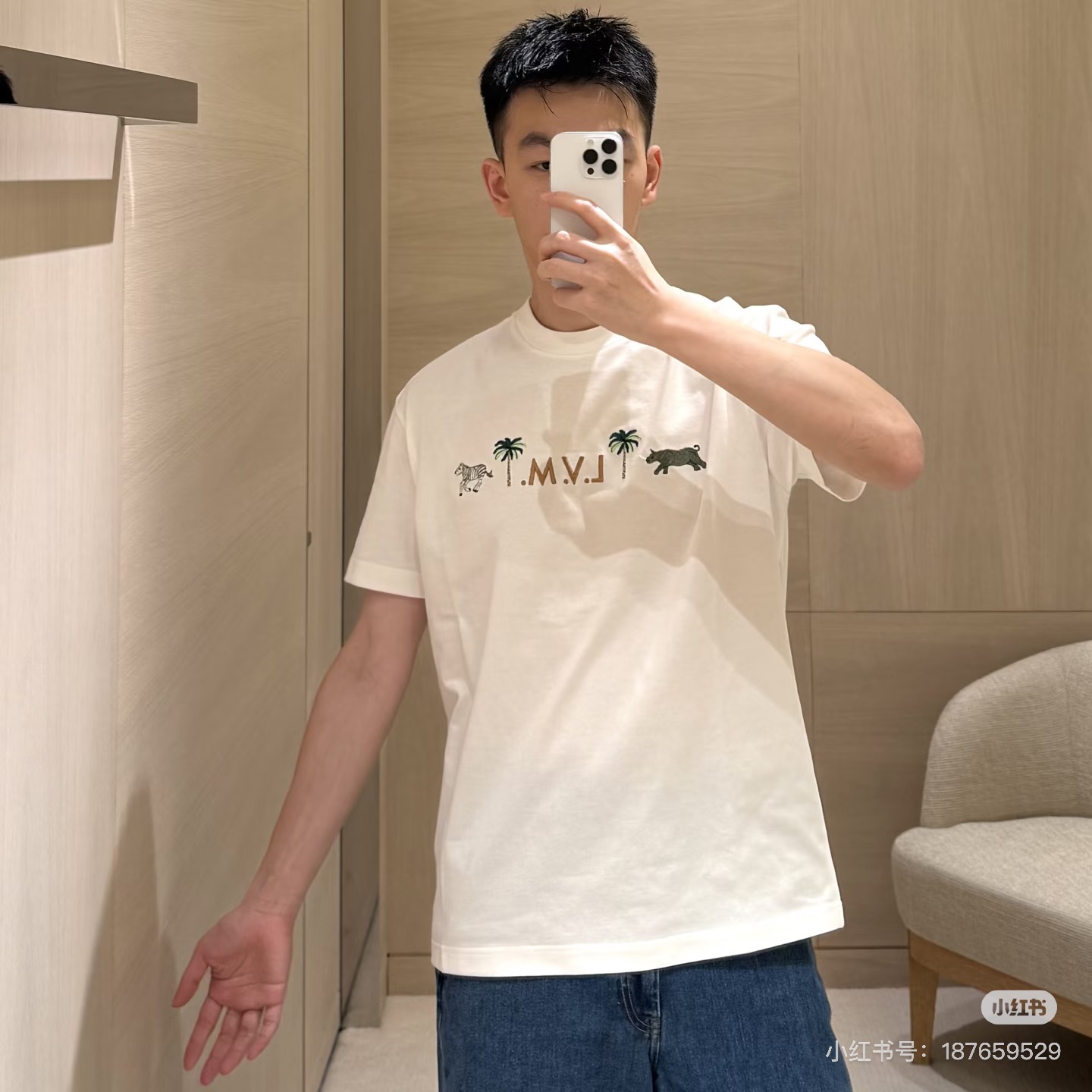 驴牌动物刺绣短袖T恤.男女同款！LV2026春夏系列动物刺绣短袖T恤，高品质纯棉材质，柔软舒适，日常穿着