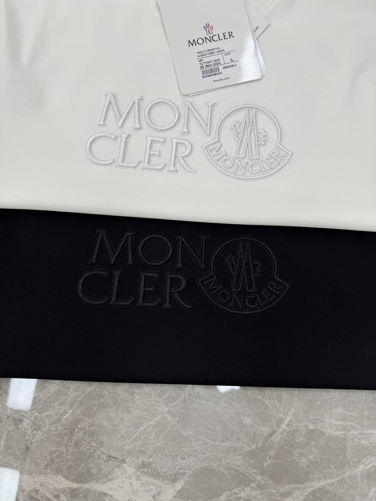 Moncler蒙口26s夏季新款丝光棉T恤.原单推荐❤️品牌图形LOGO辨识度鲜明超级走心！胸前采用本色