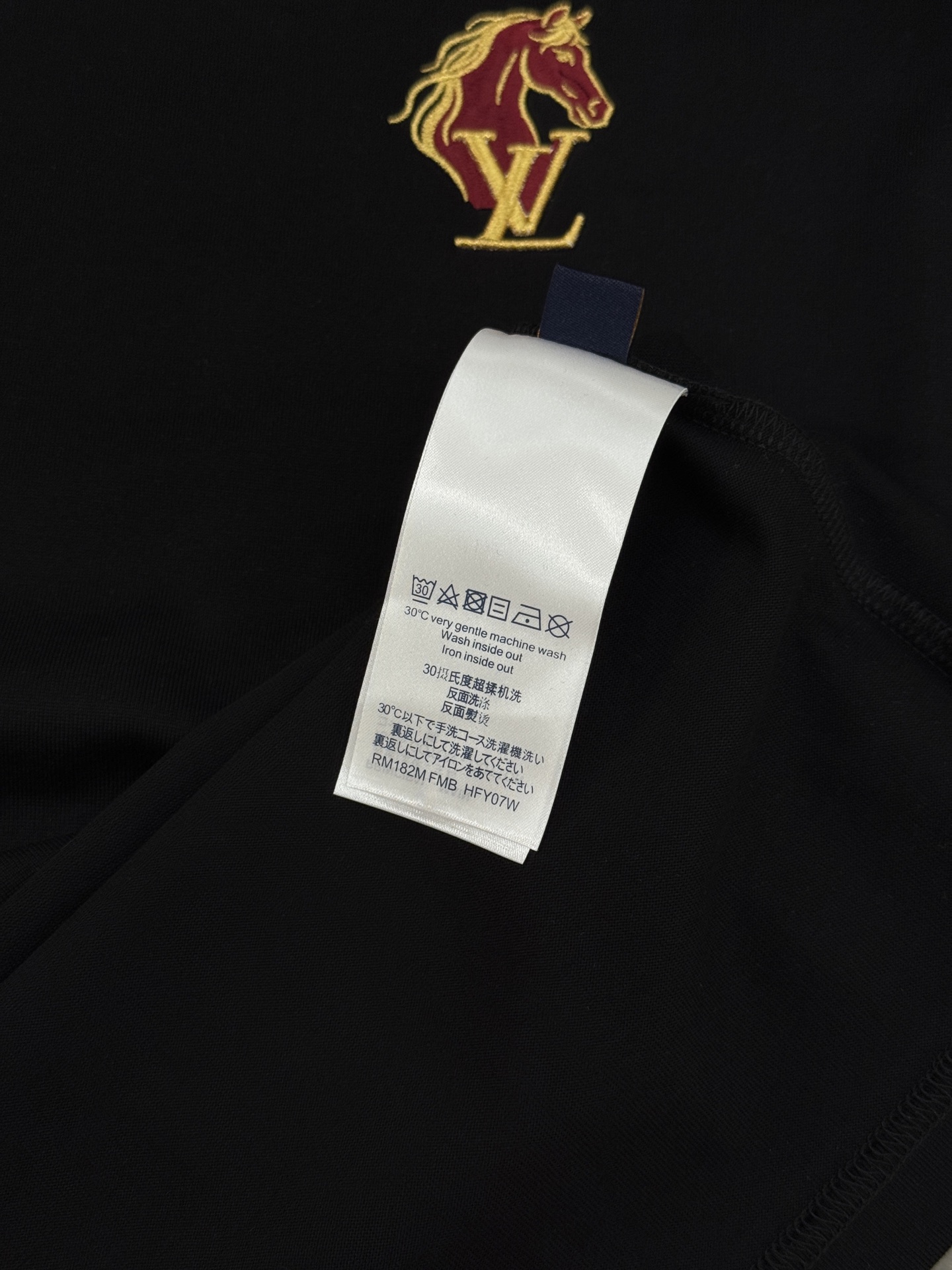 驴牌新款潮牌T恤.男女同款❤️马年特供！采用高克重纯棉面料，柔软透气，夏天穿超舒服！胸前马标刺绣+经典“