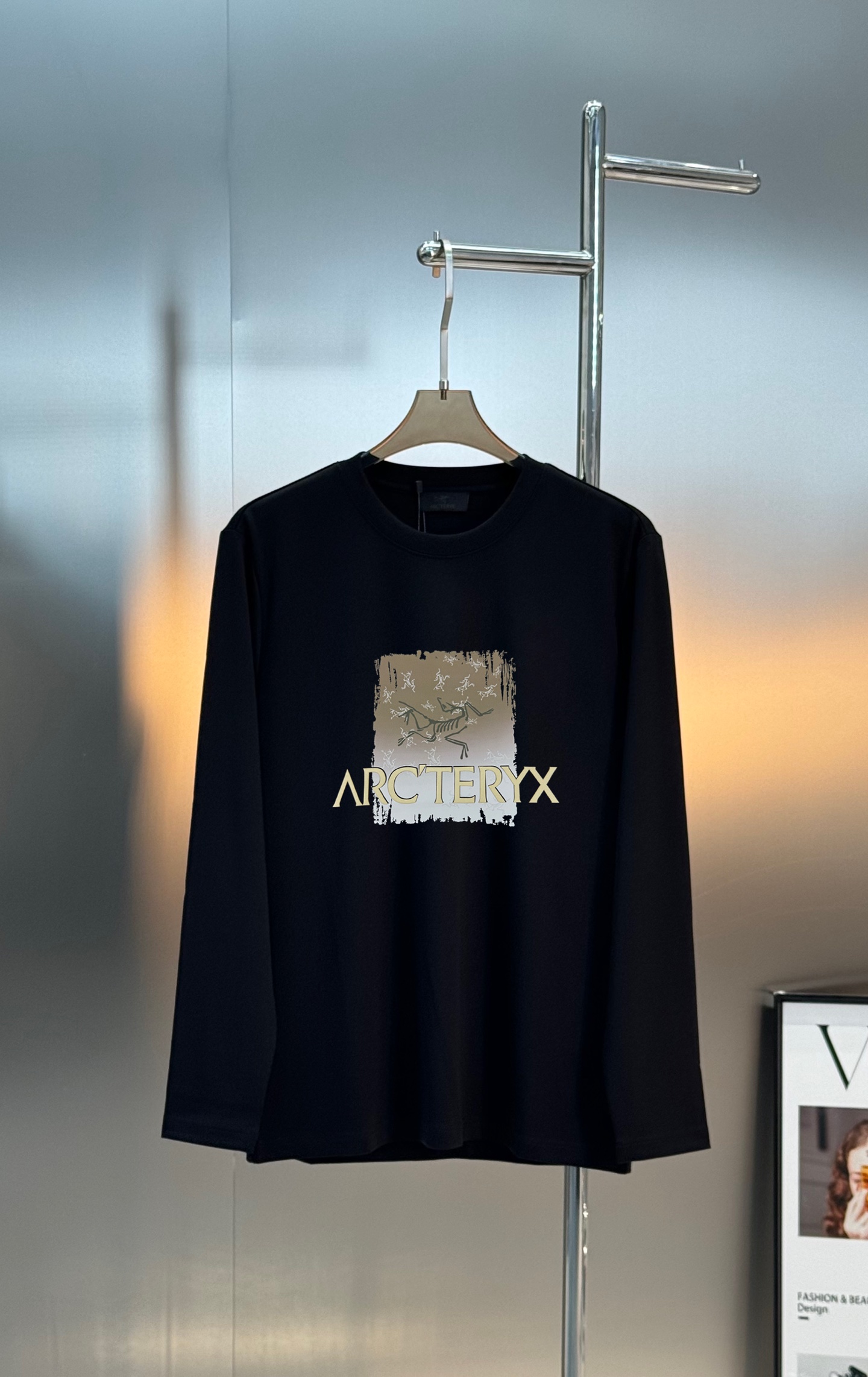 ARC'TERY*始祖鸟🐦新款莫代尔长袖T恤.双层品牌字母图形设计.此款短TEE甄选300g莫代尔面料，