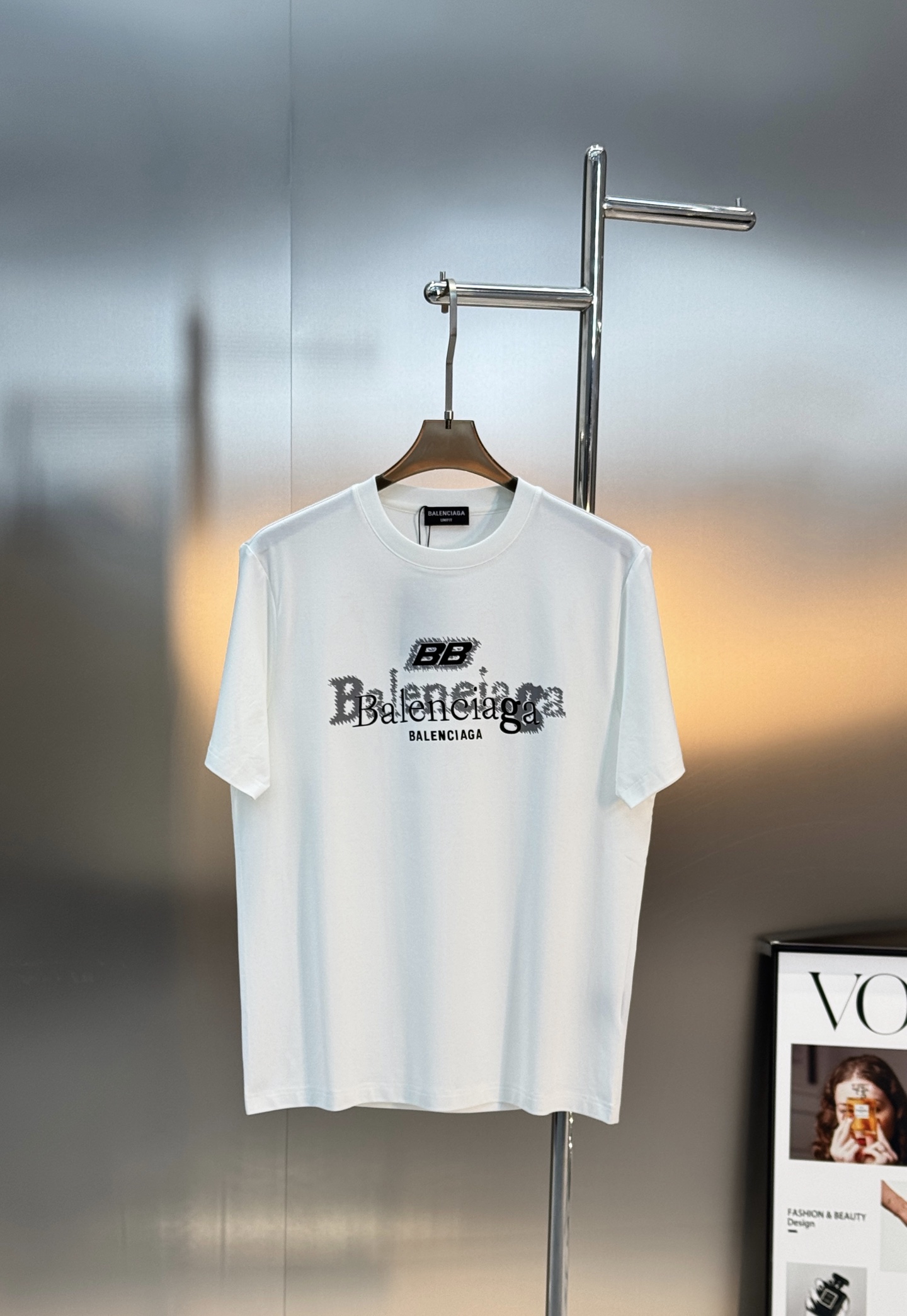 Balenciaga巴黎世家新款丝光棉T恤❤️采用190g丝光棉材质，定制螺纹.柔软亲肤又透气，夏天穿超