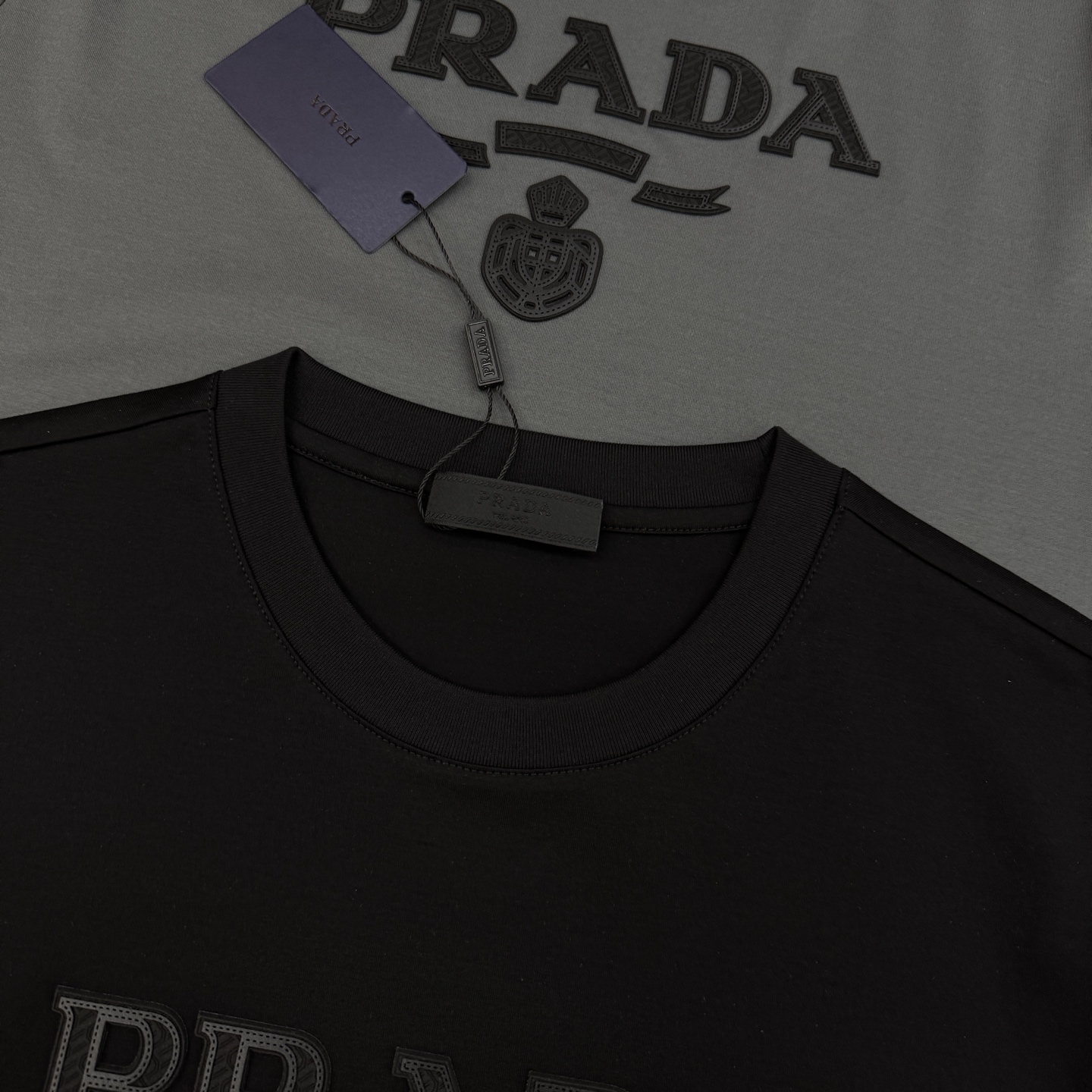 无敌推送！Prada好看好穿的永恒经典系列！！PRADA普拉达26s春夏男士圆领短袖..优选190g丝光
