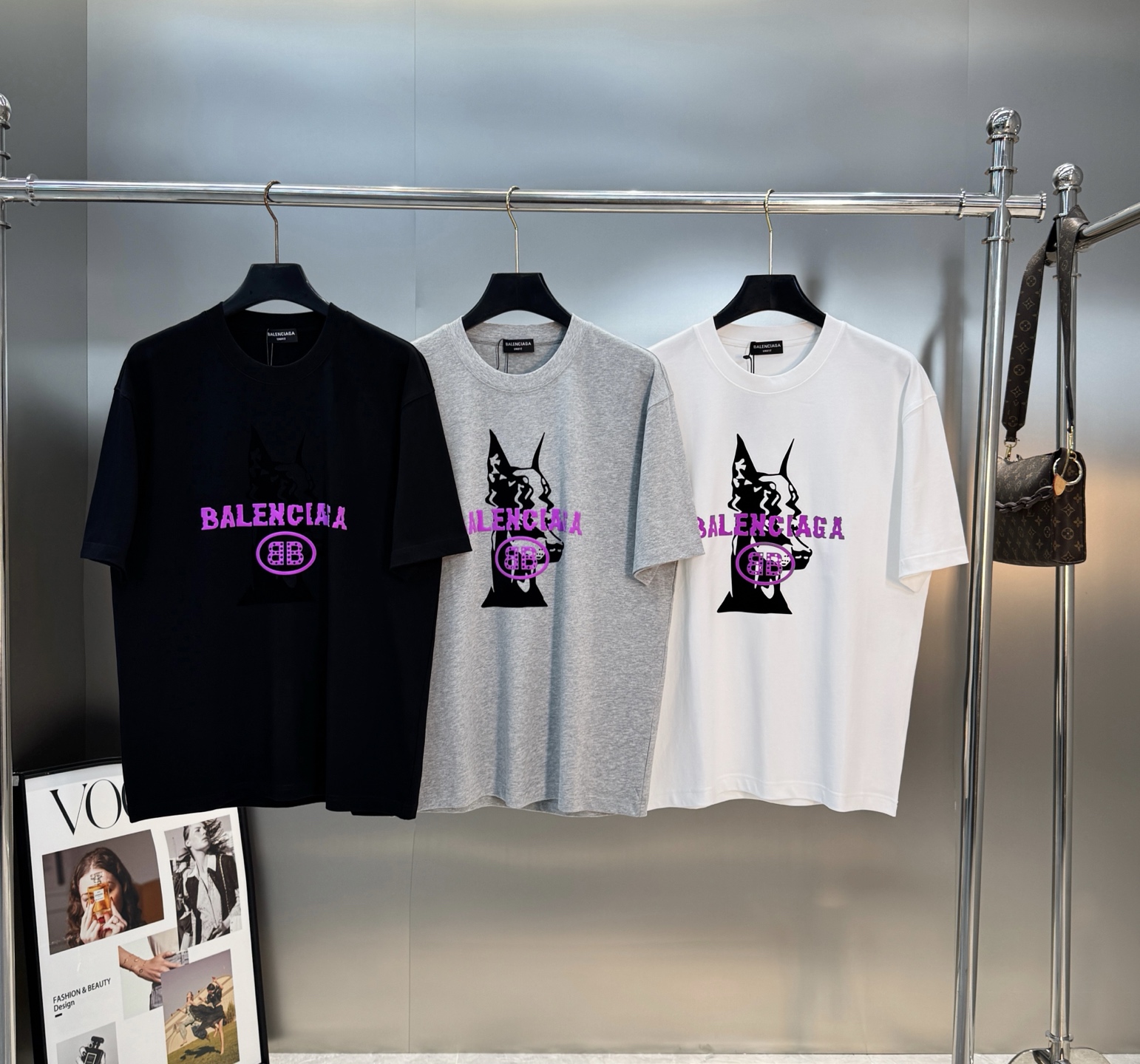Balenciaga巴黎世家新款潮牌T.男女同款❤️新款狗头印花T恤，高克重280g纯棉材质，舒适透气，