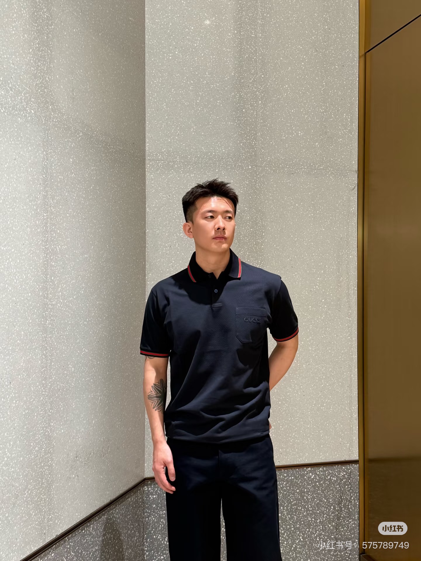 Gucci古奇织带Polo衫，采用高支精梳棉，柔软透气，夏天穿超舒服！红绿织带+马衔扣元素，复古又时髦✨