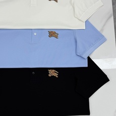 BURBERRY巴宝莉男士短袖POLO衫,经典翻领设计👨🏻胸前植绒战马标志超有辨识度!经典B家格子花型.英伦风满满.高品 BURBERRY巴宝莉男士短袖POLO衫,经典翻领设计👨🏻胸前植绒战马标志超有辨识度!经典B家格子花型.英伦风满满.高品