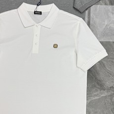 Zegna杰尼亚新品男士Polo衫,经典翻领设计,简约大方,左胸品牌logo超有辨识度.高品质双丝光珠地棉料,柔软透气, Zegna杰尼亚新品男士Polo衫,经典翻领设计,简约大方,左胸品牌logo超有辨识度.高品质双丝光珠地棉料,柔软透气,