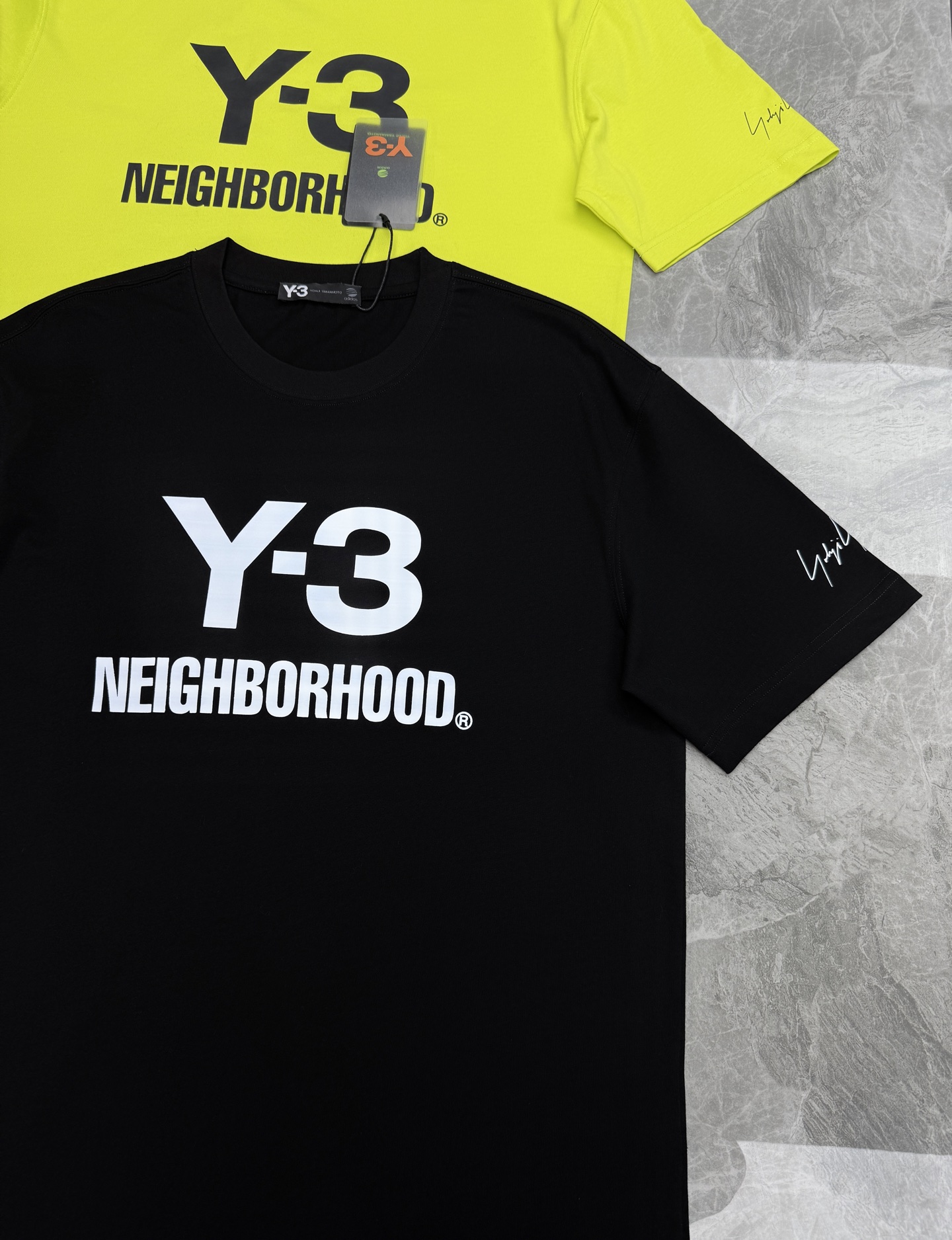 Y-3和Neighborhood联名T恤，男女同款❤️纯主调+撞色Logo，简约又有辨识度！230g棉质面料，穿着舒适透