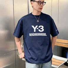 Y-3和Neighborhood联名T恤,男女同款❤️纯主调+撞色Logo,简约又有辨识度!230g棉质面料,穿着舒适透 Y-3和Neighborhood联名T恤,男女同款❤️纯主调+撞色Logo,简约又有辨识度!230g棉质面料,穿着舒适透