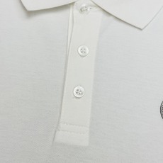 Versace范思哲2026s新款翻领Polo.基础款推荐.商务休闲随意搭配.胸前经典美杜莎字母图形.高温烫画品牌图形设 Versace范思哲2026s新款翻领Polo.基础款推荐.商务休闲随意搭配.胸前经典美杜莎字母图形.高温烫画品牌图形设