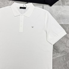 Prada普拉达三角标珠地棉Polo衫 | 黑白双选,极简奢雅.甄选意大利工艺级丝光珠地棉,自带呼吸感的网眼肌理,将Pr Prada普拉达三角标珠地棉Polo衫 | 黑白双选,极简奢雅.甄选意大利工艺级丝光珠地棉,自带呼吸感的网眼肌理,将Pr