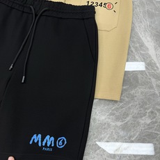 承袭法式极简美学,MM6 Maison Margiela夏季锦棉休闲短裤🩳重磅上新甄选高支锦棉混纺面料, 承袭法式极简美学,MM6 Maison Margiela夏季锦棉休闲短裤🩳重磅上新甄选高支锦棉混纺面料,