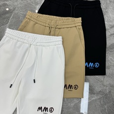 承袭法式极简美学,MM6 Maison Margiela夏季锦棉休闲短裤🩳重磅上新甄选高支锦棉混纺面料, 承袭法式极简美学,MM6 Maison Margiela夏季锦棉休闲短裤🩳重磅上新甄选高支锦棉混纺面料,
