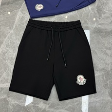 Moncler蒙口夏季新款潮牌五分短裤.男女同款❤️经典小帽子绣花设计.色彩丰富.不但减龄而且时尚感十足 Moncler蒙口夏季新款潮牌五分短裤.男女同款❤️经典小帽子绣花设计.色彩丰富.不但减龄而且时尚感十足