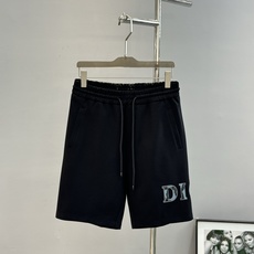 Dior迪奥夏季运动休闲五分短裤🩳石头岛联名款.侧身无缝设计.经典字母3D绣花烫画设计.减龄耐看!进口高 Dior迪奥夏季运动休闲五分短裤🩳石头岛联名款.侧身无缝设计.经典字母3D绣花烫画设计.减龄耐看!进口高