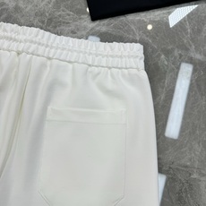 Dior迪奥夏季运动休闲五分短裤🩳石头岛联名款.侧身无缝设计.经典字母3D绣花烫画设计.减龄耐看!进口高 Dior迪奥夏季运动休闲五分短裤🩳石头岛联名款.侧身无缝设计.经典字母3D绣花烫画设计.减龄耐看!进口高