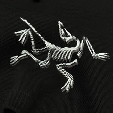 ARCTERYX始祖鸟🐦春夏限定款短裤🩳男女同款!兜位下方采用3D立体硅胶烫画工艺,立体又时尚.经典品牌 ARCTERYX始祖鸟🐦春夏限定款短裤🩳男女同款!兜位下方采用3D立体硅胶烫画工艺,立体又时尚.经典品牌