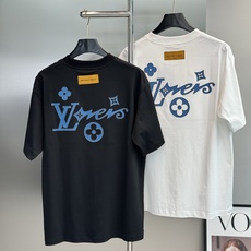 驴牌* LOUIS VUITTON 蓝调老花刺绣T恤-奢雅nv松弛感天花板. 正面的LV小标刺绣,简约又高级,不仔细看会 驴牌* LOUIS VUITTON 蓝调老花刺绣T恤-奢雅nv松弛感天花板. 正面的LV小标刺绣,简约又高级,不仔细看会