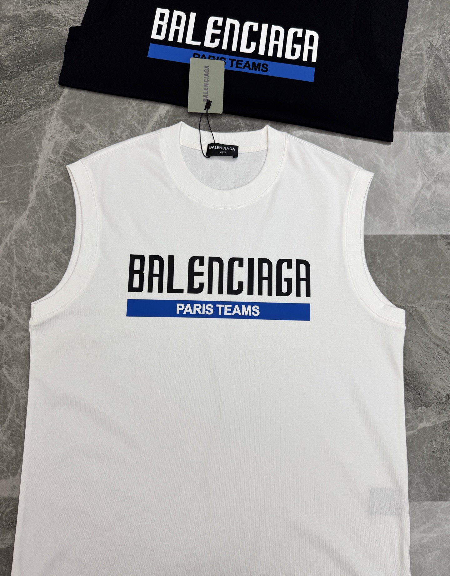 Balenciaga巴黎世家Paris Teams系列无袖背心，黑白两色可选，超舒适凉爽冰棉材质，穿着舒