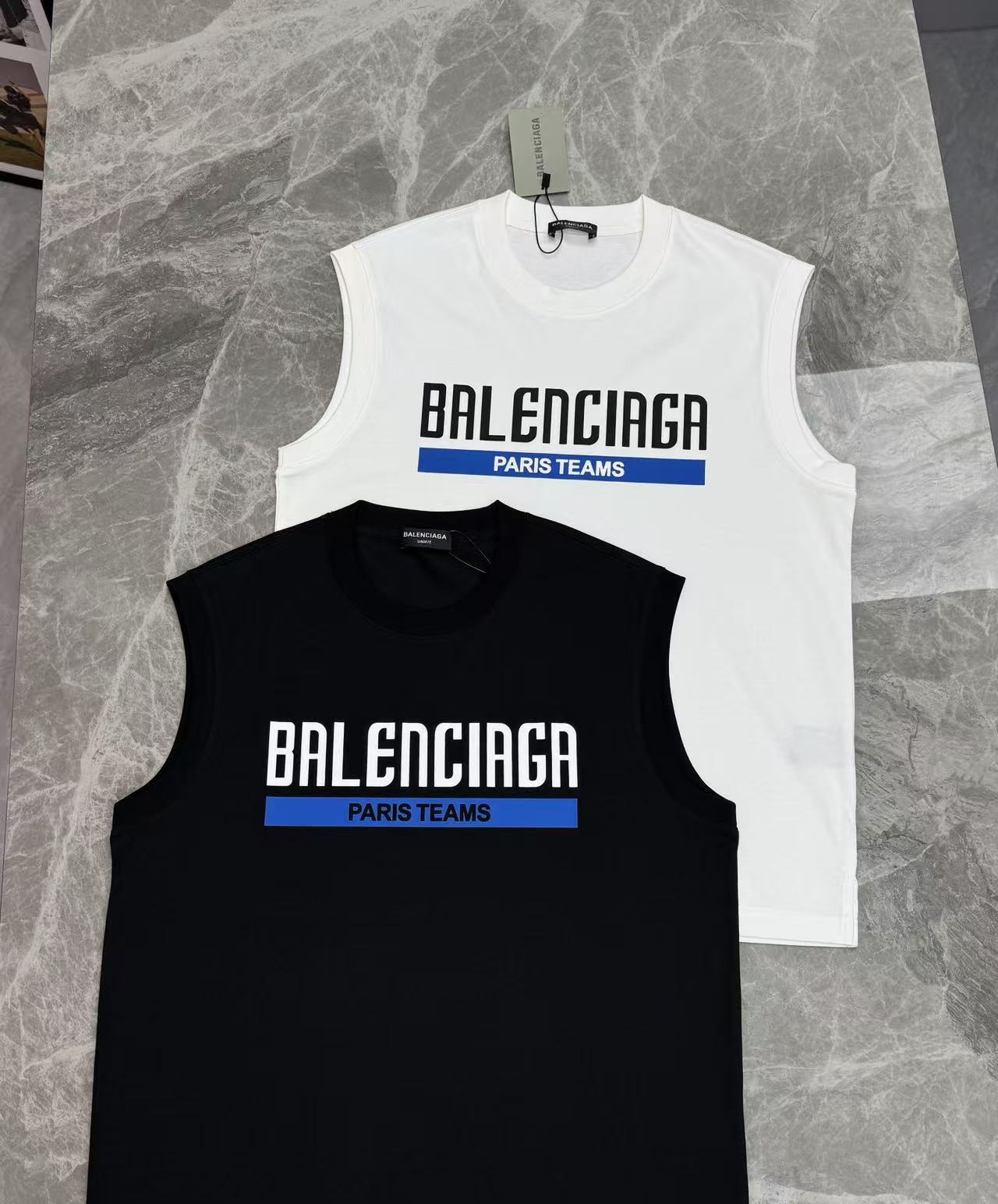 Balenciaga巴黎世家Paris Teams系列无袖背心，黑白两色可选，超舒适凉爽冰棉材质，穿着舒