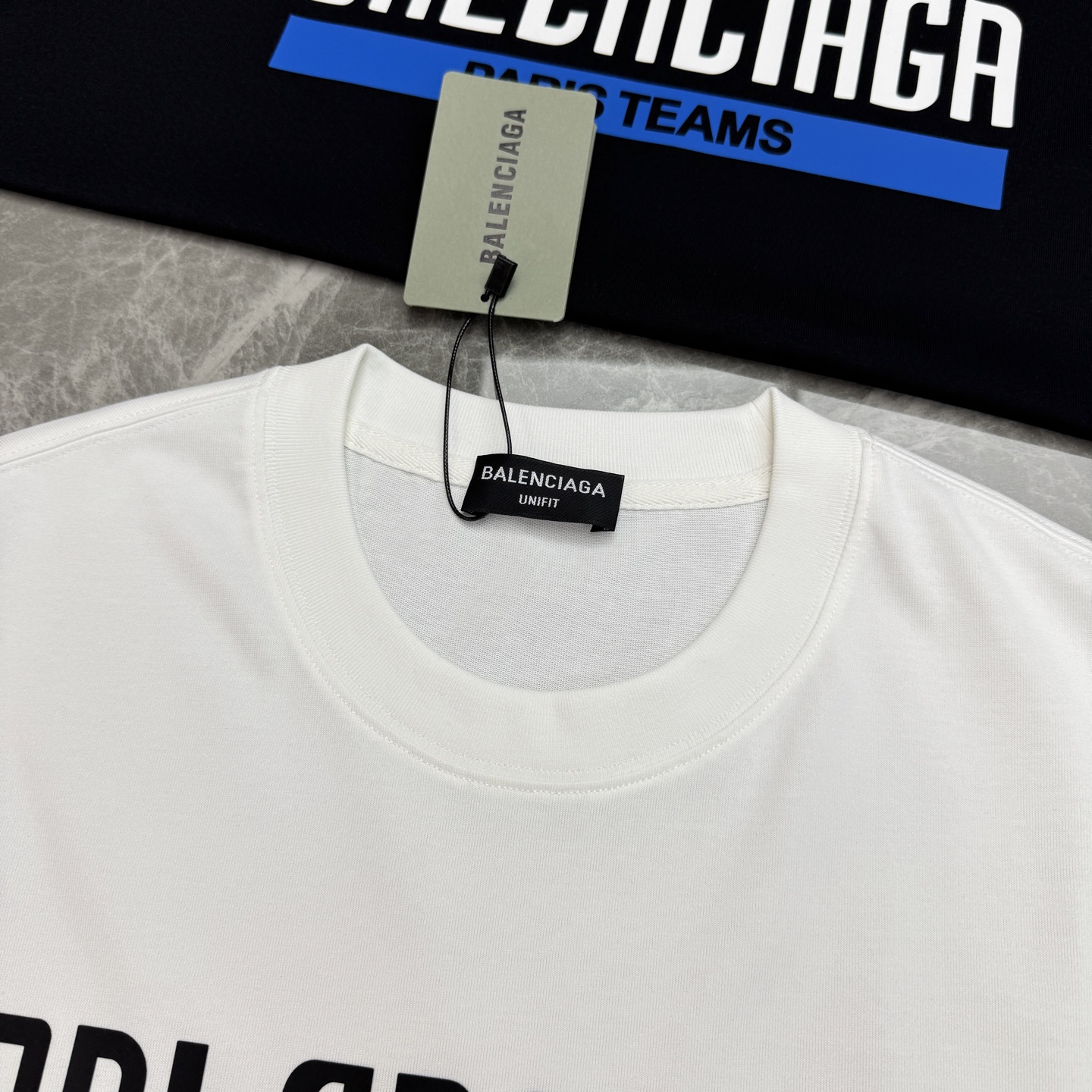 Balenciaga巴黎世家Paris Teams系列无袖背心，黑白两色可选，超舒适凉爽冰棉材质，穿着舒