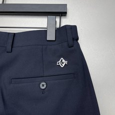 一套DIOR专柜同源-高密色纺抗皱成套西装.外贸公司订单!重塑男士极简奢雅正装,甄选高端色纺定织面料,采 一套DIOR专柜同源-高密色纺抗皱成套西装.外贸公司订单!重塑男士极简奢雅正装,甄选高端色纺定织面料,采