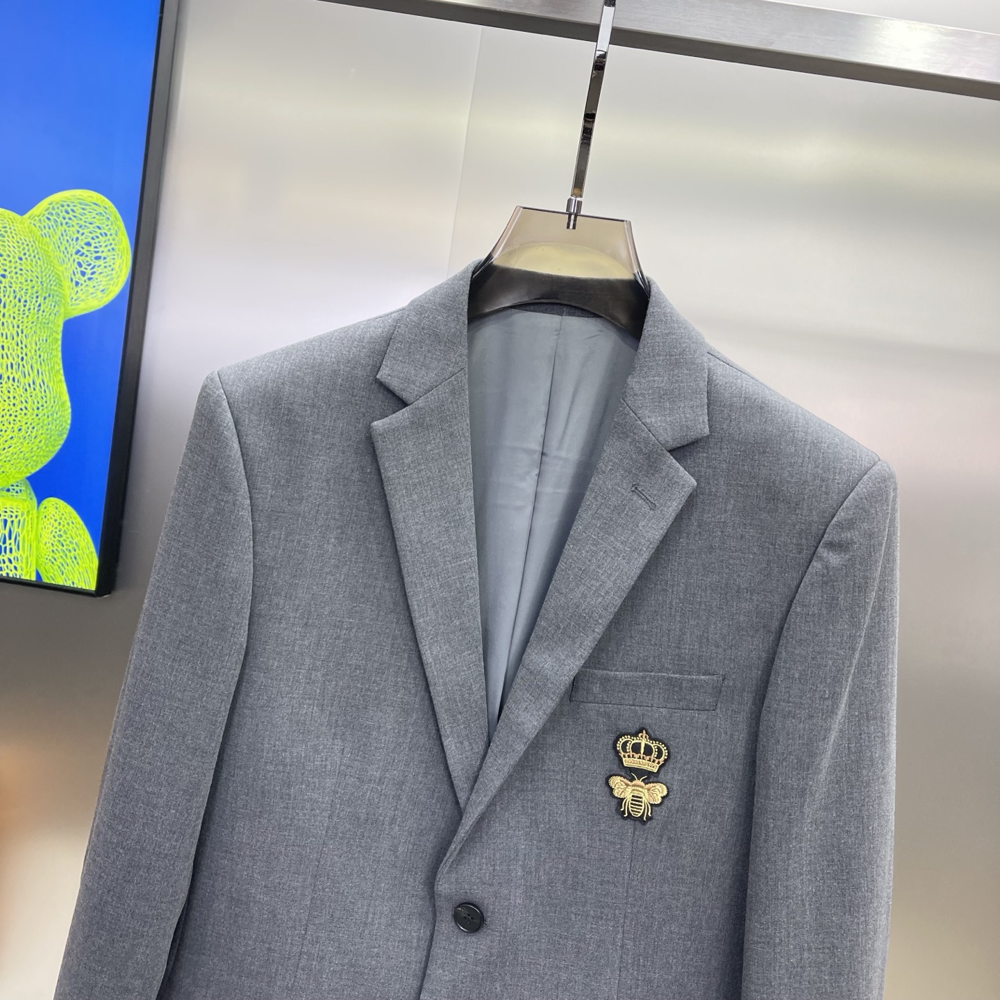 一套 D&G*杜嘉班纳2新款男士色纺商务套西！超高端顶尖一线成衣手工系列，西装领域里的佼佼者，世界公认的