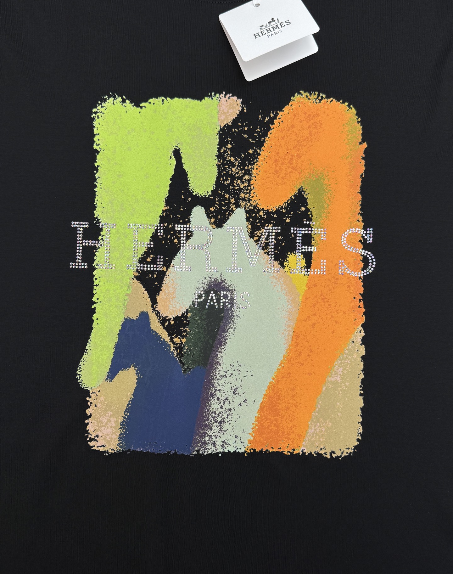 HERMES爱马仕26s新款丝光棉T恤.新品为全新系列注入满满活力，这款单品用心甄选190g丝光棉面料制成，面料手感亲肤