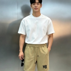 街头高街风刚需单品|Alexander Wang夏季锦棉五分短裤🩳甄选高支锦棉混纺面料,触感软糯亲肤,透 街头高街风刚需单品|Alexander Wang夏季锦棉五分短裤🩳甄选高支锦棉混纺面料,触感软糯亲肤,透