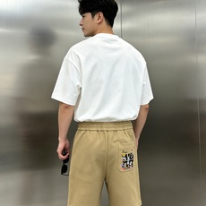 街头高街风刚需单品|Alexander Wang夏季锦棉五分短裤🩳甄选高支锦棉混纺面料,触感软糯亲肤,透 街头高街风刚需单品|Alexander Wang夏季锦棉五分短裤🩳甄选高支锦棉混纺面料,触感软糯亲肤,透