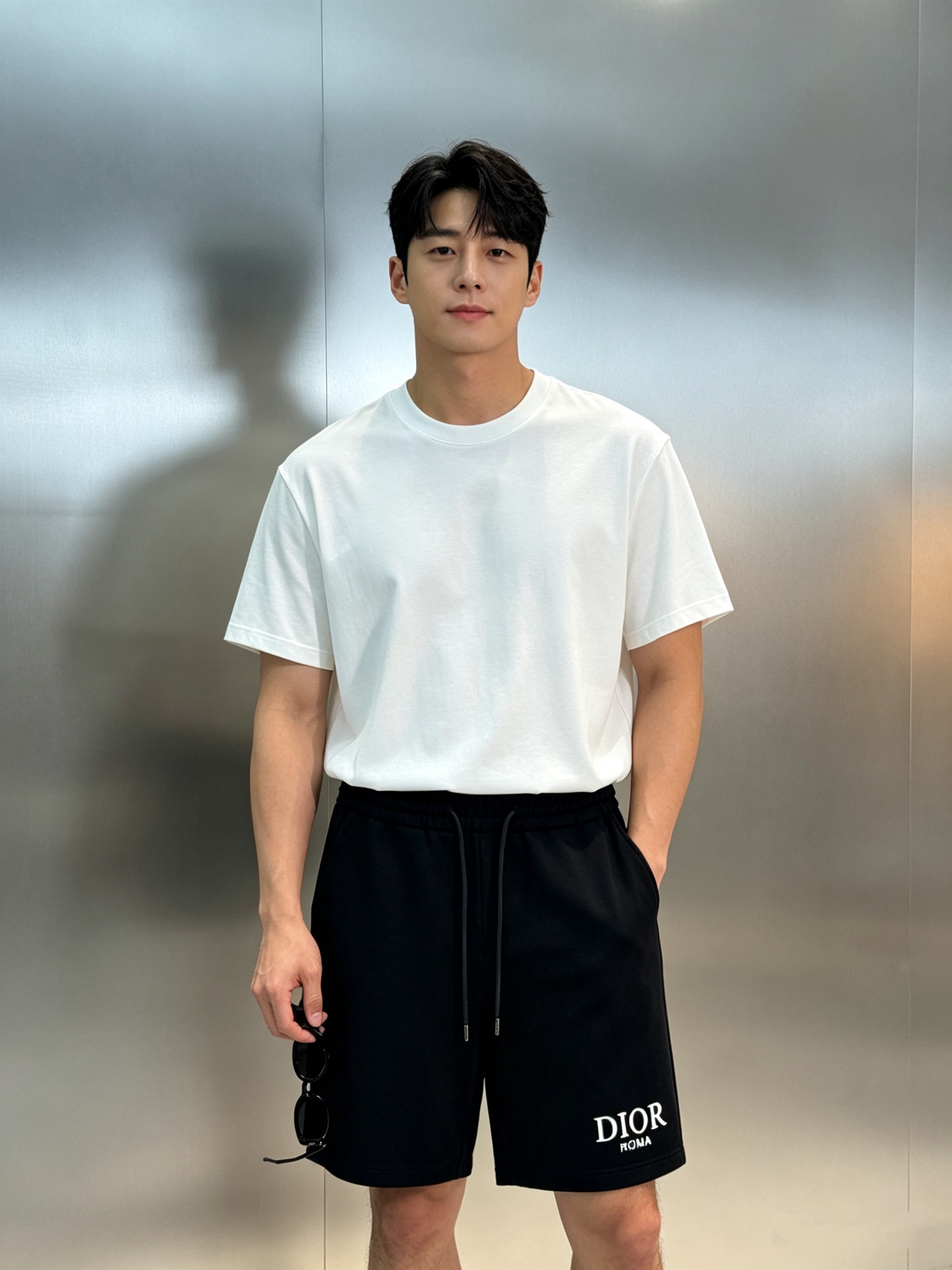 NO:928122,Dior Dior's new trendy brand five-quarter shorts, classic brand letter basic heat transfer design. Customized high-end nylon and cotton fabric. The fabric quality is high-end and comfortable. The texture is absolutely superior and excellent, and the moisture absorption and breathability effects are very good!  It feels great against the skin...it's stylish and versatile, a must-have for going out on the street!  !  !  !  All three standards. Color black. White. Khaki. Size M-3XL/29-36. Fitted version (S and 4XL can be customized!)/catties. Recommend L,, dior, dior, shorts,19860909Dior迪奥新款潮牌五分短裤经典品牌字母基础款烫画设计.定制高端锦棉面料.面料品质高级舒适.质感绝对的上乘优良,吸湿及透气效果非常好！亲肤感极佳.....大气且百搭,出街必备！！！！三标齐.颜色黑色.白色.卡其.码数M-3XL/29-36合身版型（S和4XL可订做！）/斤建议L,,dior,dior,shorts,,Men's clothing