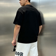 Dior迪奥夏季运动休闲五分短裤🩳石头岛联名款.侧身无缝设计.经典字母3D绣花烫画设计.减龄耐看!进口高 Dior迪奥夏季运动休闲五分短裤🩳石头岛联名款.侧身无缝设计.经典字母3D绣花烫画设计.减龄耐看!进口高