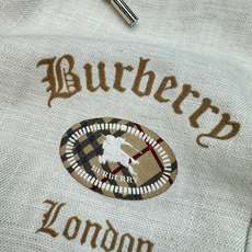 英伦松弛感|Burberry新款亚麻男士短裤👨🏻专为怕热男士打造的夏日轻奢短裤,天然水洗亚麻混纺面料,彻底告别夏天闷汗黏 英伦松弛感|Burberry新款亚麻男士短裤👨🏻专为怕热男士打造的夏日轻奢短裤,天然水洗亚麻混纺面料,彻底告别夏天闷汗黏
