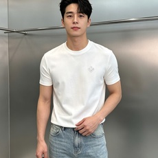 意式极简-Brunello Cucinelli 新款莫代尔轻奢T恤.被质感征服的男士基础款!甄选高支莫代尔混纺面料,触感 意式极简-Brunello Cucinelli 新款莫代尔轻奢T恤.被质感征服的男士基础款!甄选高支莫代尔混纺面料,触感