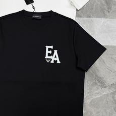 EmPorio Armani EA新款莫代尔圆领T恤。意式轻奢男士日常刚需短袖,正反面设计高级耐看!甄选高支莫代尔混纺面 EmPorio Armani EA新款莫代尔圆领T恤。意式轻奢男士日常刚需短袖,正反面设计高级耐看!甄选高支莫代尔混纺面