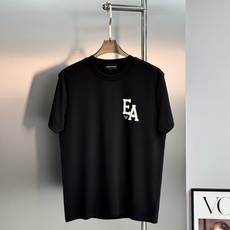 EmPorio Armani EA新款莫代尔圆领T恤。意式轻奢男士日常刚需短袖,正反面设计高级耐看!甄选高支莫代尔混纺面 EmPorio Armani EA新款莫代尔圆领T恤。意式轻奢男士日常刚需短袖,正反面设计高级耐看!甄选高支莫代尔混纺面