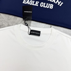 EmPorio Armani EA新款莫代尔圆领T恤。意式轻奢男士日常刚需短袖,正反面设计高级耐看!甄选高支莫代尔混纺面 EmPorio Armani EA新款莫代尔圆领T恤。意式轻奢男士日常刚需短袖,正反面设计高级耐看!甄选高支莫代尔混纺面