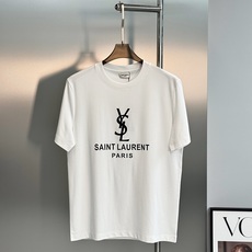 SAINT LAURENT 圣罗兰经典标识丝光棉T恤-轻奢男士刚需基础款,简约不单调,高级感与生俱来✨甄选高支丝光棉面料 SAINT LAURENT 圣罗兰经典标识丝光棉T恤-轻奢男士刚需基础款,简约不单调,高级感与生俱来✨甄选高支丝光棉面料
