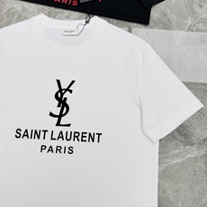 SAINT LAURENT 圣罗兰经典标识丝光棉T恤-轻奢男士刚需基础款,简约不单调,高级感与生俱来✨甄选高支丝光棉面料 SAINT LAURENT 圣罗兰经典标识丝光棉T恤-轻奢男士刚需基础款,简约不单调,高级感与生俱来✨甄选高支丝光棉面料