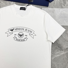 Armani Jeans阿玛尼新款莫代尔圆领T恤。意式轻奢男士日常刚需短袖,正反面设计高级耐看!甄选高支莫代尔混纺面料, Armani Jeans阿玛尼新款莫代尔圆领T恤。意式轻奢男士日常刚需短袖,正反面设计高级耐看!甄选高支莫代尔混纺面料,