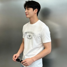 Armani Jeans阿玛尼新款莫代尔圆领T恤。意式轻奢男士日常刚需短袖,正反面设计高级耐看!甄选高支莫代尔混纺面料, Armani Jeans阿玛尼新款莫代尔圆领T恤。意式轻奢男士日常刚需短袖,正反面设计高级耐看!甄选高支莫代尔混纺面料,