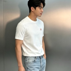 Hermès爱马仕26新款莫代尔圆领T恤-轻奢简约男士刚需单品✨甄选高支莫代尔面料,触感丝滑软糯,自带舒适体感,透气不闷 Hermès爱马仕26新款莫代尔圆领T恤-轻奢简约男士刚需单品✨甄选高支莫代尔面料,触感丝滑软糯,自带舒适体感,透气不闷
