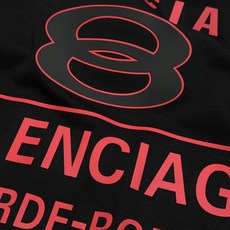 Balenciaga巴黎世家新款莫代尔T恤.供定制100%高克重300g莫代尔棉材质制成,厚实挺阔的手感 实物到手的即可 Balenciaga巴黎世家新款莫代尔T恤.供定制100%高克重300g莫代尔棉材质制成,厚实挺阔的手感 实物到手的即可