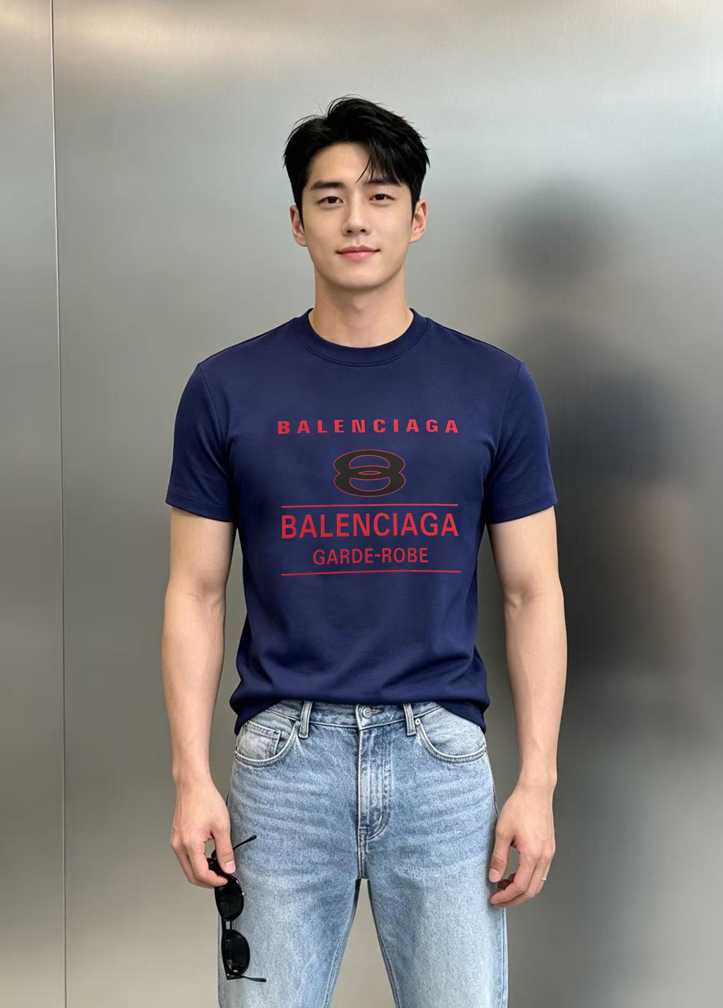 Balenciaga巴黎世家新款莫代尔T恤.供定制100%高克重300g莫代尔棉材质制成，厚实挺阔的手感 实物到手的即可