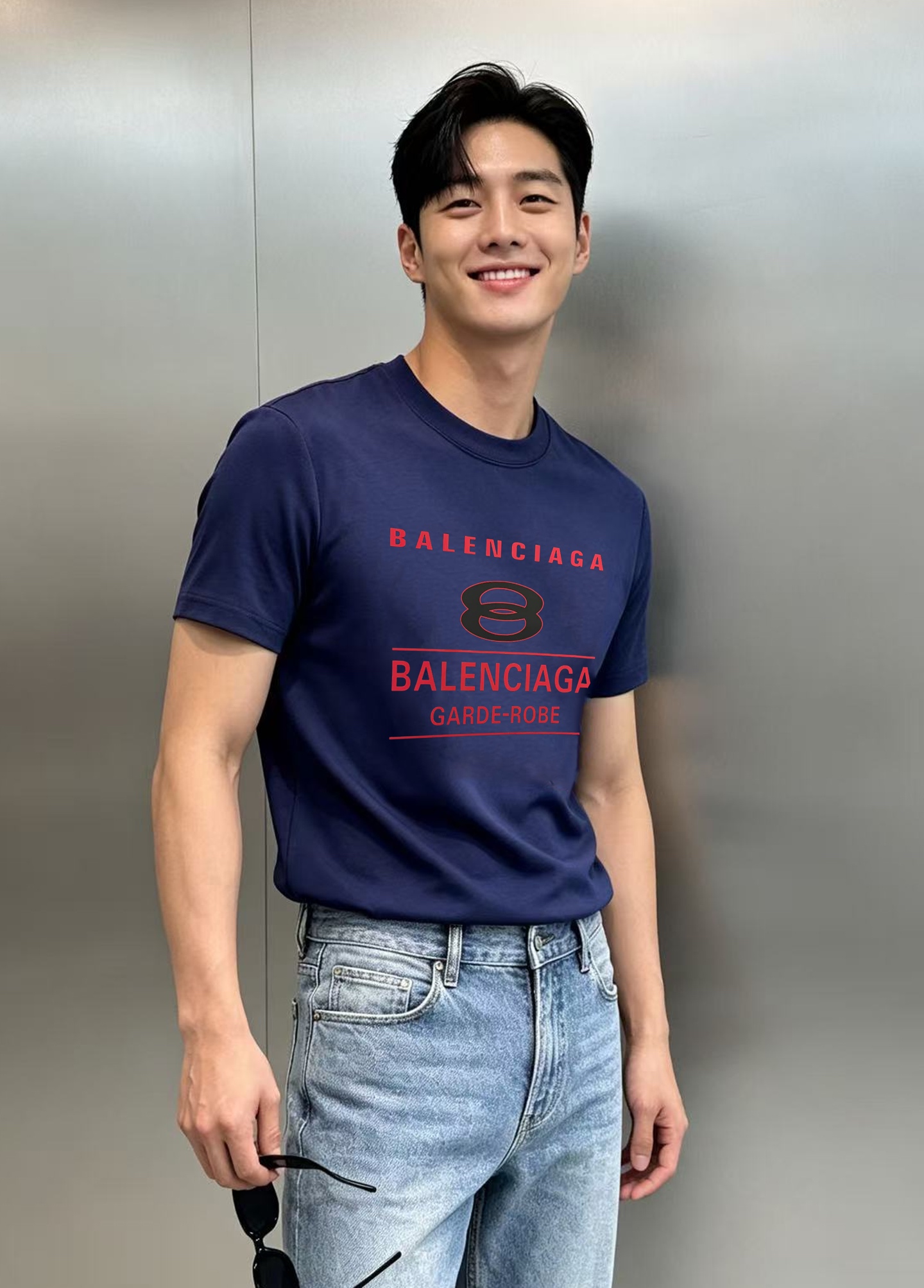 Balenciaga巴黎世家新款莫代尔T恤.供定制100%高克重300g莫代尔棉材质制成，厚实挺阔的手感 实物到手的即可