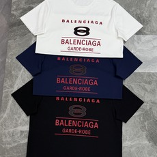Balenciaga巴黎世家新款莫代尔T恤.供定制100%高克重300g莫代尔棉材质制成,厚实挺阔的手感 实物到手的即可 Balenciaga巴黎世家新款莫代尔T恤.供定制100%高克重300g莫代尔棉材质制成,厚实挺阔的手感 实物到手的即可