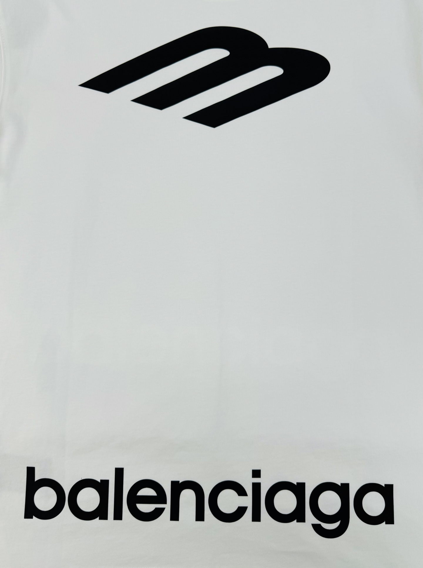 BALENCIAG*巴黎世*25s新款T恤.男女同款推荐！高克重300g纯棉面料，柔软舒适.透气吸汗.上身舒适.轻松驾驭