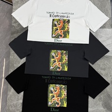 Dior艺术豹王T恤|男士高级感短袖天花板-谁能拒绝一件自带复古油画质感的迪奥短袖! 今年超火的《豹王》联名系列,手绘皇 Dior艺术豹王T恤|男士高级感短袖天花板-谁能拒绝一件自带复古油画质感的迪奥短袖! 今年超火的《豹王》联名系列,手绘皇