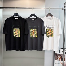 Dior艺术豹王T恤|男士高级感短袖天花板-谁能拒绝一件自带复古油画质感的迪奥短袖! 今年超火的《豹王》联名系列,手绘皇 Dior艺术豹王T恤|男士高级感短袖天花板-谁能拒绝一件自带复古油画质感的迪奥短袖! 今年超火的《豹王》联名系列,手绘皇