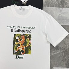 Dior艺术豹王T恤|男士高级感短袖天花板-谁能拒绝一件自带复古油画质感的迪奥短袖! 今年超火的《豹王》联名系列,手绘皇 Dior艺术豹王T恤|男士高级感短袖天花板-谁能拒绝一件自带复古油画质感的迪奥短袖! 今年超火的《豹王》联名系列,手绘皇