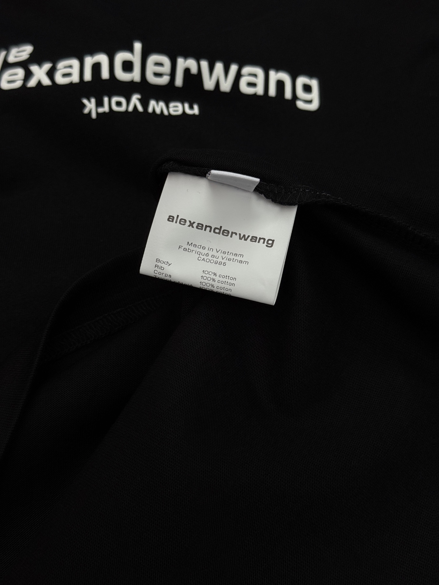 Alexander Wang基础神T|镜像字母纯棉短袖慵懒天花板-纽约限定镜像logo短袖,潮人四季刚需基础T。甄选10 Alexander Wang基础神T|镜像字母纯棉短袖慵懒天花板-纽约限定镜像logo短袖,潮人四季刚需基础T。甄选10